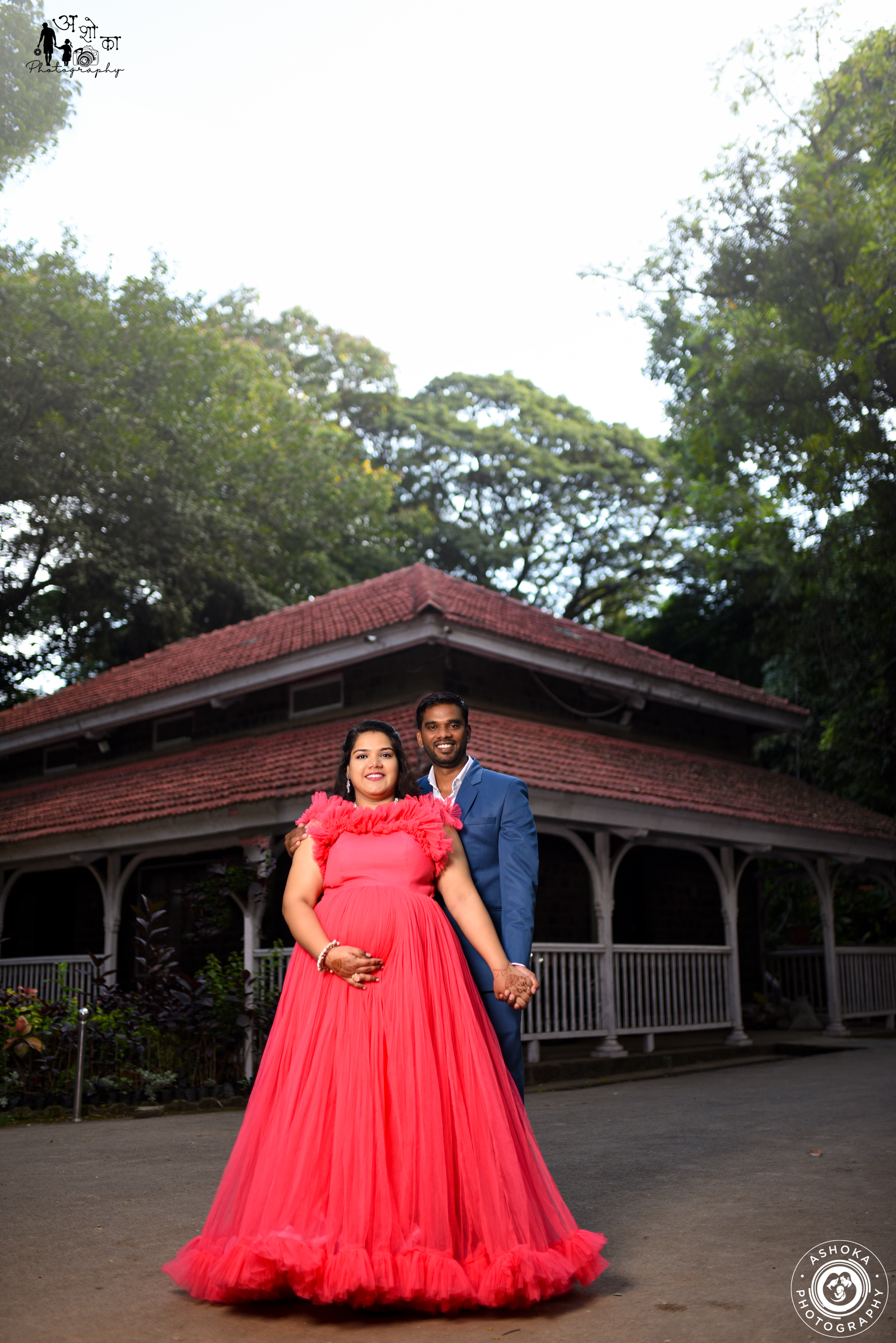 Timeless Maternity